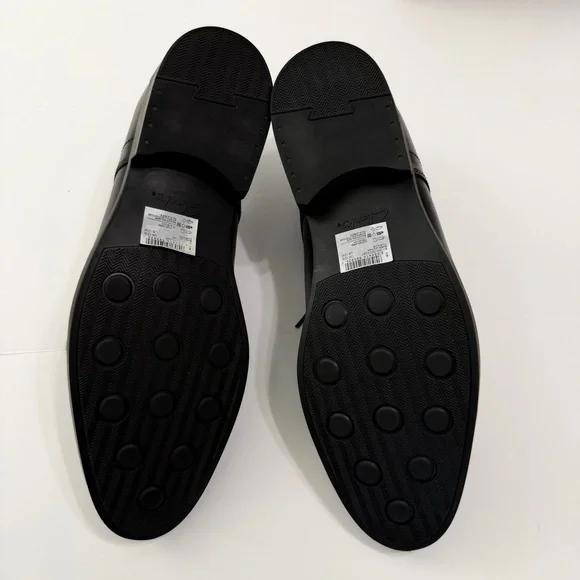 Clarks Black Leather Cap-Toe Derby Shoes - Picture 4 of 12